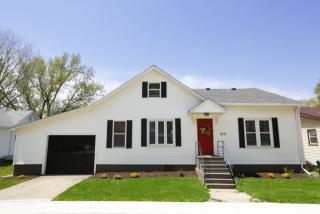 215 Linden St, Toluca, IL 61369-9021