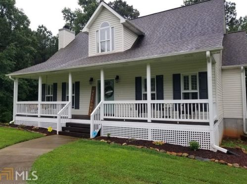 134 Oak Leaf Dr, Carrollton, GA 30116-7550