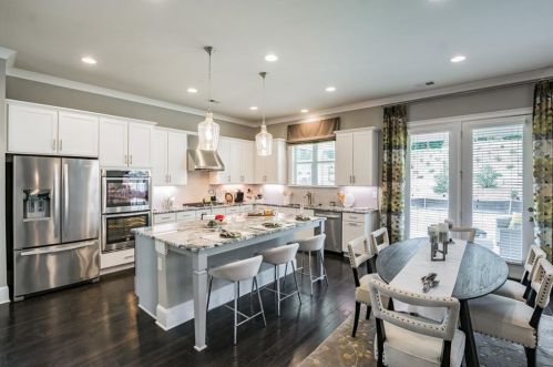 4215 Carver Dr, Atlanta GA  30360-2546 exterior