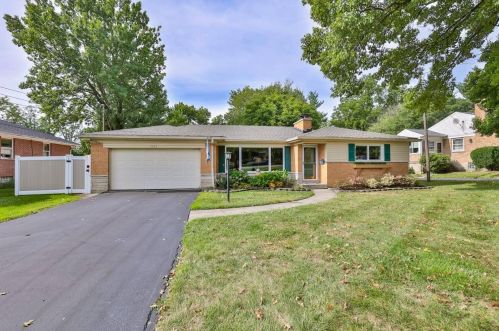 7757 Hartfield Pl, Cincinnati, OH 45242-7724