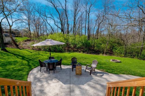 3975 Harvestridge Dr, Cincinnati OH 45211-2548 exterior