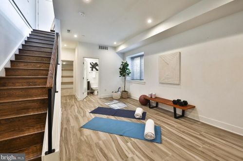 431 20 St, Philadelphia PA 19144-2401 exterior