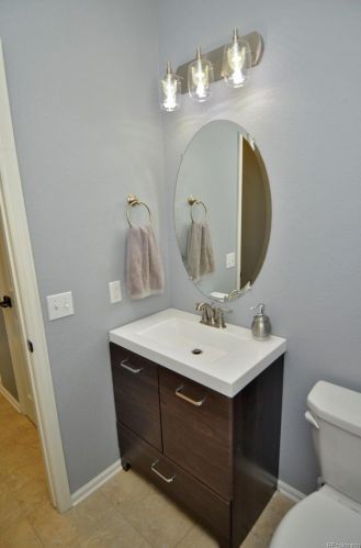 4990 Valdai Way, Aurora CO  80015-6792 exterior