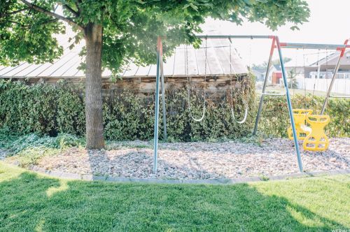 165 400, Smithfield UT 84335-1350 exterior