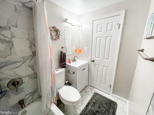 733 Stinchcomb Rd, Severna Park MD  21146-4223 exterior