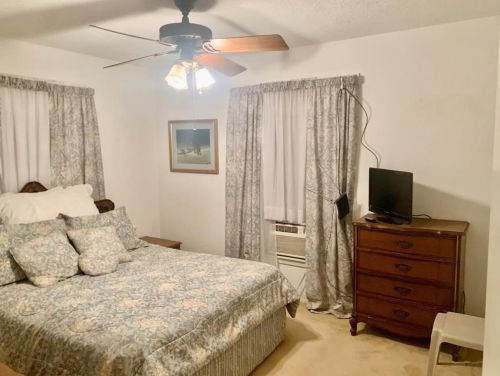 301 8 St, Nocona TX 76255-2903 exterior