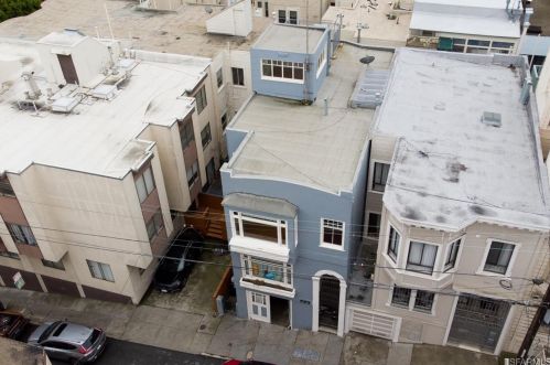 19 Bernard St, San Francisco CA  94133-4201 exterior