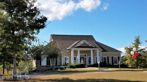 95 Cliffhaven Cir, Newnan GA  30263-5773 exterior