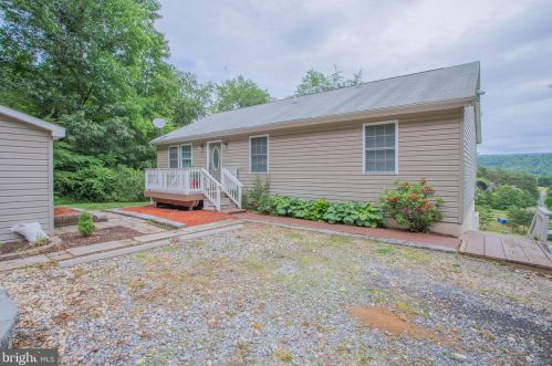 116 Solomons Ct, Hedgesville WV  25427-3723 exterior