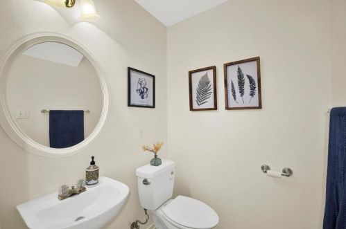 1423 Bradbury Ln, Austin TX  78753-7303 exterior