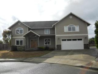 1930 Jordan Ct, Mckinleyville, CA 95519-3977