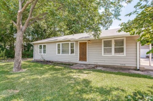 732 Parkerville Rd, Cedar Hill, TX 75104-6614