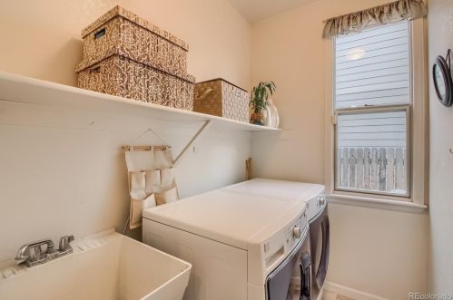 5492 Cathay Way, Denver CO 80017-4442 exterior