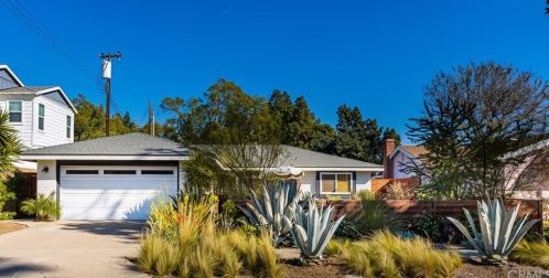 2229 Lyon St, Santa Ana, CA 92705-7145