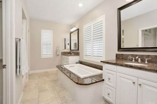 81 Coleridge, Irvine CA  92620-2142 exterior