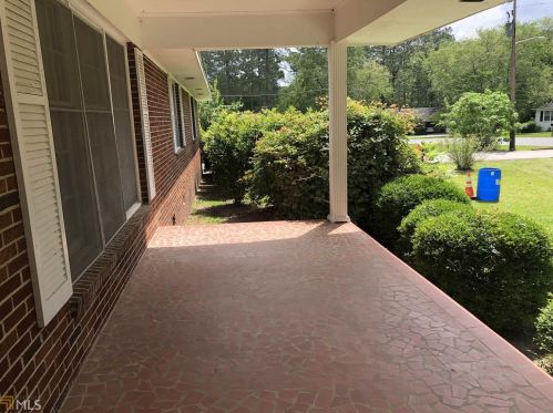 121 Holly Dr, Statesboro, GA 30458-5079