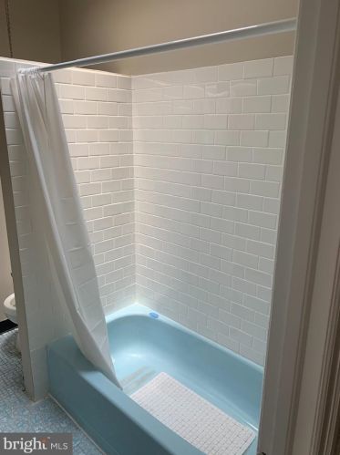 5927 4 St, Philadelphia PA 19140-2416 exterior