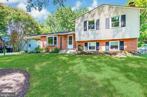 7007 Galgate Dr, Springfield, VA 22152-3227