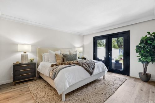 4042 Germainder Way, Irvine CA  92612-2106 exterior