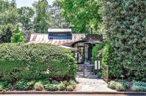 270 Hillside Dr, Atlanta GA  exterior