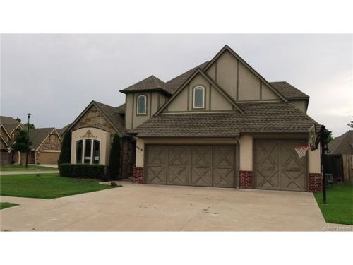 2316 139th St, Bixby, OK 74008-4880