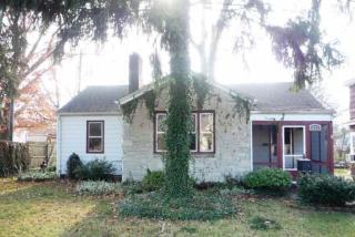 233 Henderson Rd, Columbus OH  43214-2404 exterior