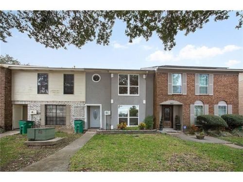 2325 Park Place Dr, Gretna, LA 70056-3023