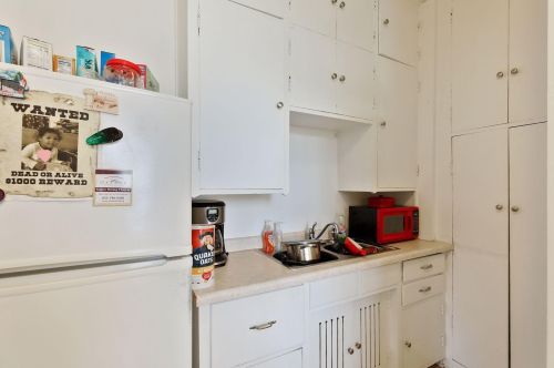 998 Grand Ave, Saint Paul MN 55102-2610 exterior