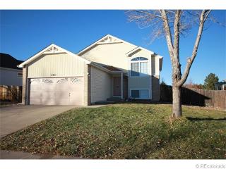 17457 Bellewood Cir, Denver, CO 80015-2068