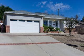 3749 Los Amigos St, Glendale CA  91214-3030 exterior