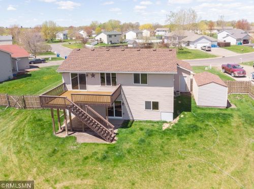 1567 Plum Creek Dr, Spectacle Lake, MN 55008-3755