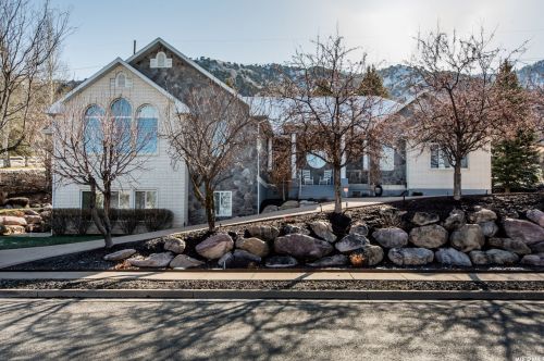 90 Sherwood Dr, Providence, UT 84332-9686