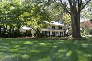 5406 Tory Hill Dr, Greensboro, NC 27410-9334