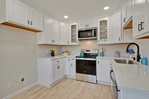 1053 Douglas Ct, San Leandro CA  94577-1469 exterior