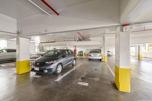 1415 Punahou St, Honolulu HI  96822-4751 exterior