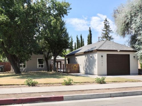 742 Normal Ave, Fresno, CA 93704-6111