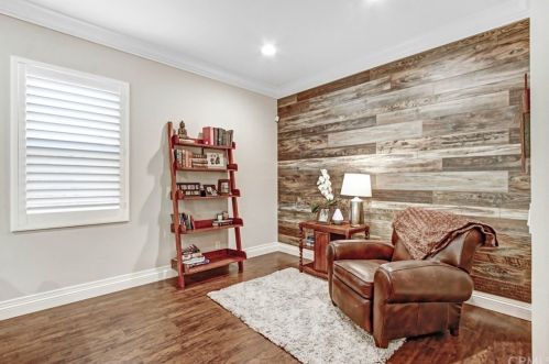 8730 Foxhollow Dr, Anaheim CA  92808-1674 exterior