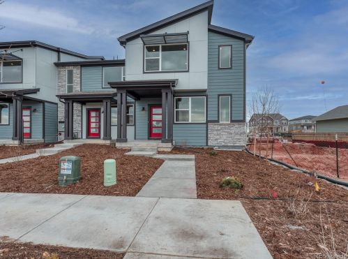 6322 Lisbon St, Denver, CO 80019-8529