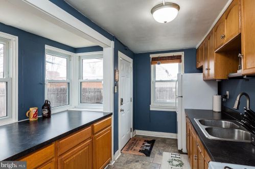 21 Mary St, Lancaster PA  17603-3424 exterior