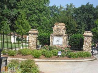 4014 Summerhill Dr, Gainesville, GA 30506-7118