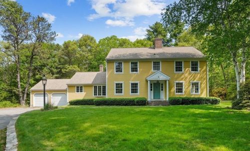 45 Ann Dr, Warwick, RI 02818-1125