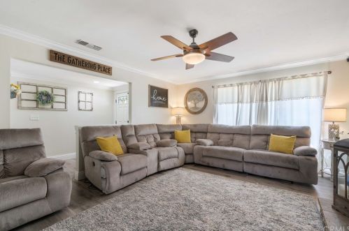 713 Hatfield Ave, San Dimas, CA 91773-1943