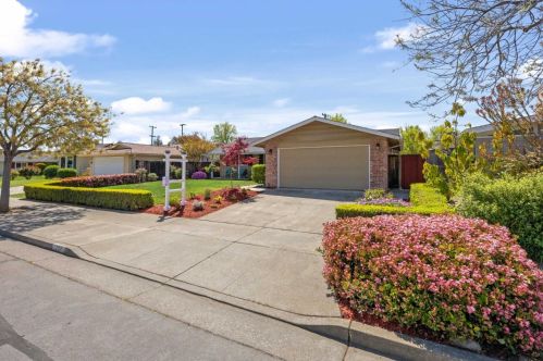 724 Carlisle Way, Sunnyvale, CA 94087-3427