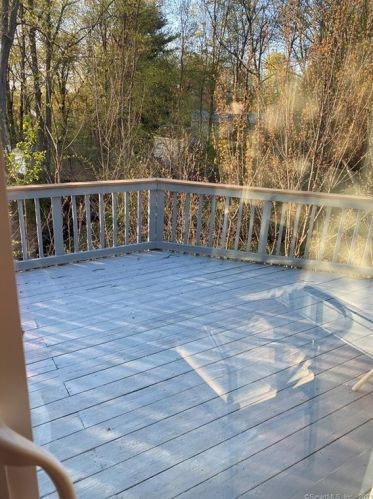 42 Grieb Rd, Wallingford CT  06492-2510 exterior