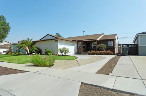 2702 166th Pl, Torrance, CA 90504-2117