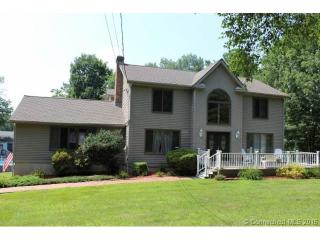 201 Isinglass Rd, Huntington CT  06484-5782 exterior
