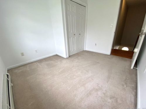 560 Wood Duck Dr, Torrington CT  06790-2587 exterior