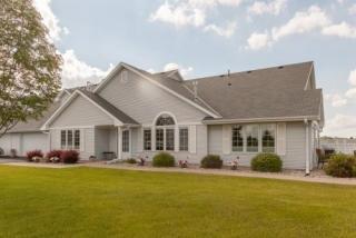 751 Grayhawk Cir, Mankato, MN 56001-8730