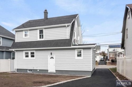 242 Williams Ave, Hasbrouck Heights NJ  07604-2127 exterior