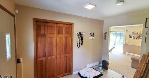 49 Stevens Trl, Hopatcong, NJ 07843-1158